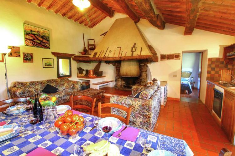 Podere Il Tigliolo Castiglione dʼOrcia Eksteriør billede